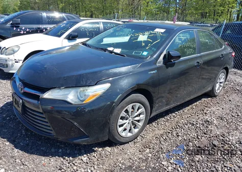2015 Toyota Camry Hybrid Le из США, поврежденный, VIN 4T1BD1FK4FU161024